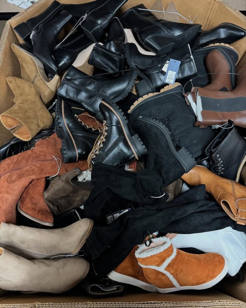 MIXED WOMEN BOOTS PALLET - Image 3