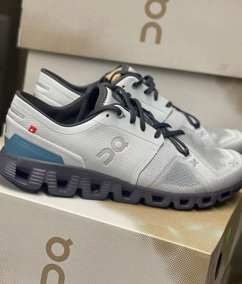 Cloud Runner Shoes (100 units - Medium Pallet) - Image 9
