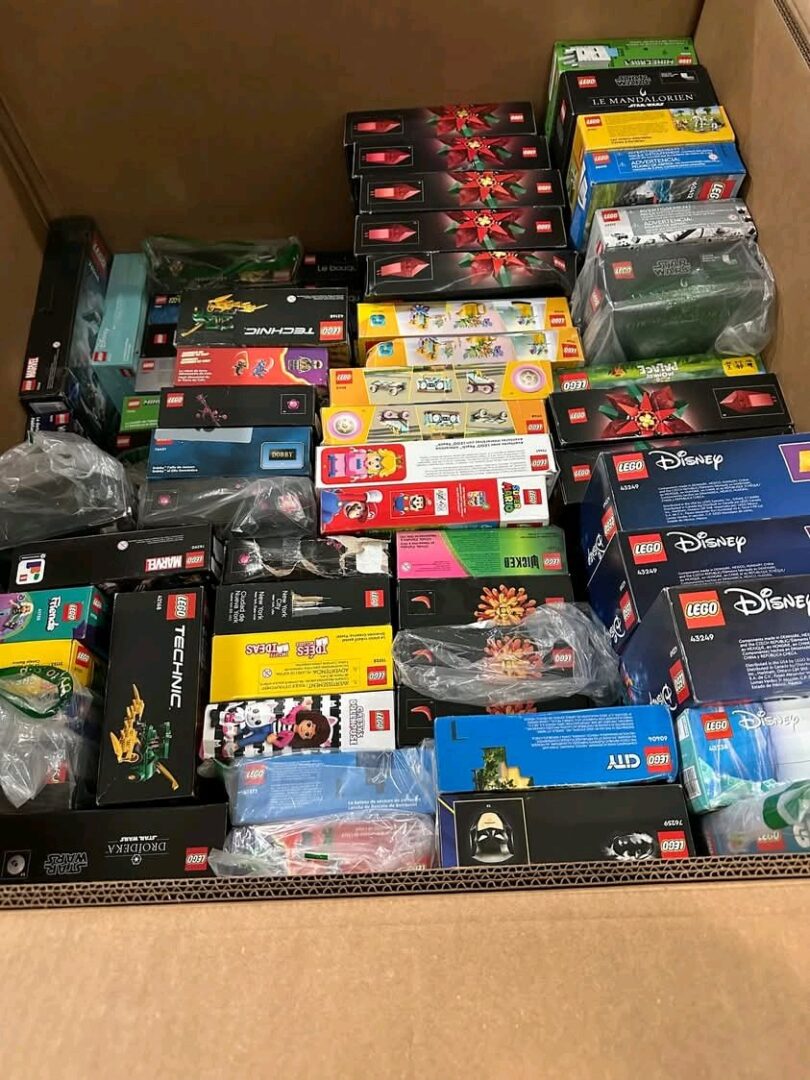 LEGO PALLETS