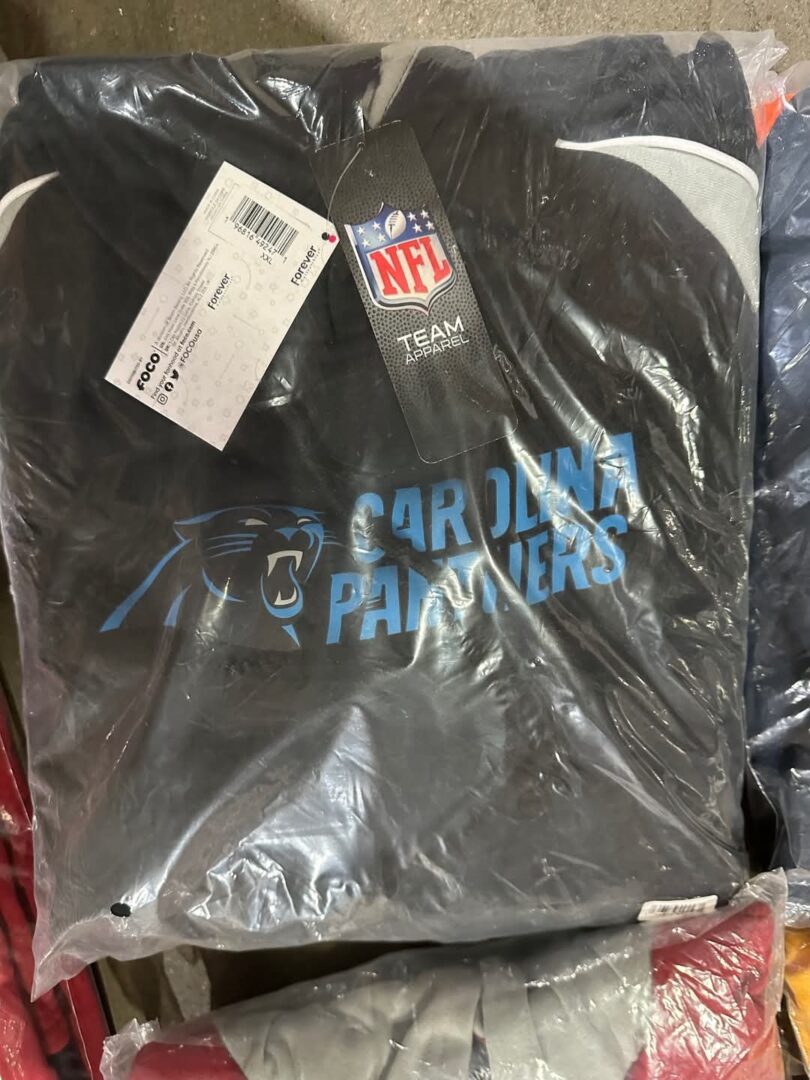 NFL HOODIES PALLET - Image 3