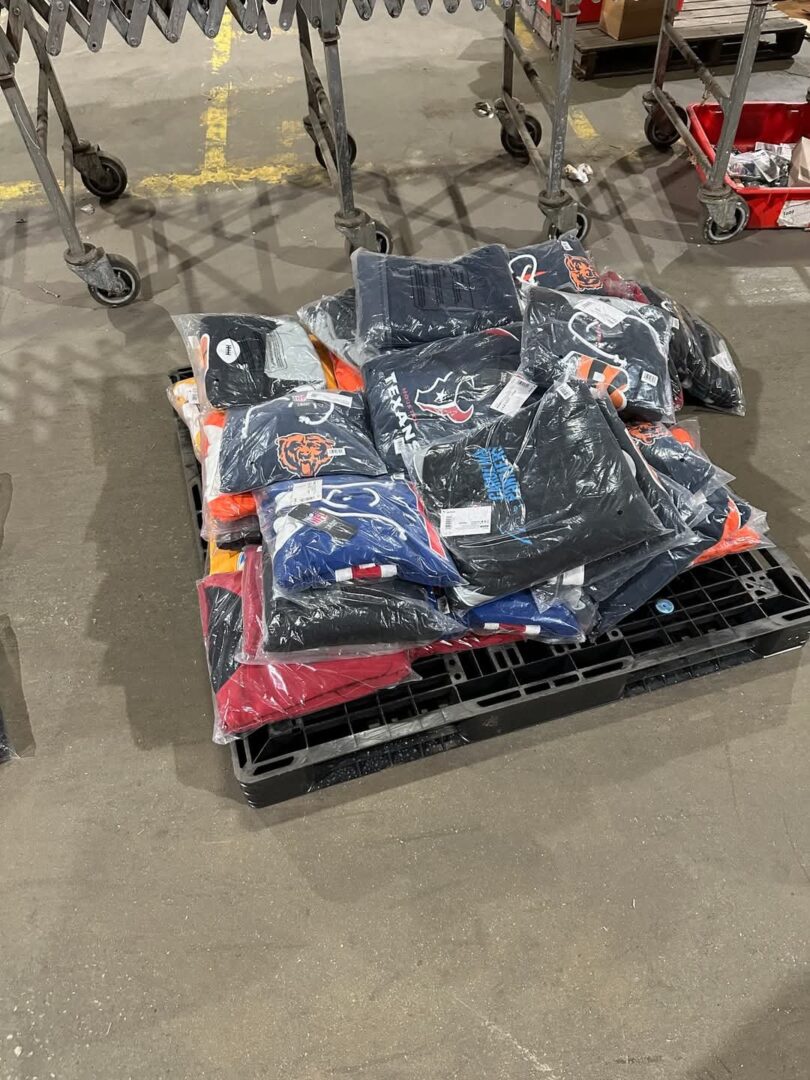 NFL HOODIES PALLET - Image 5