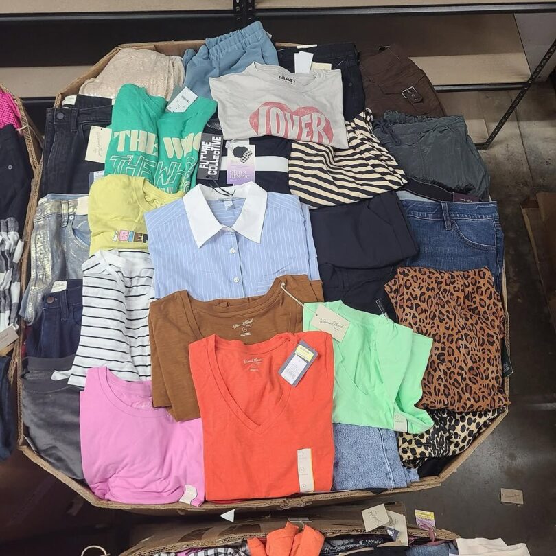 TARGET WOMEN’S CLOTHING PALLETS - Image 2