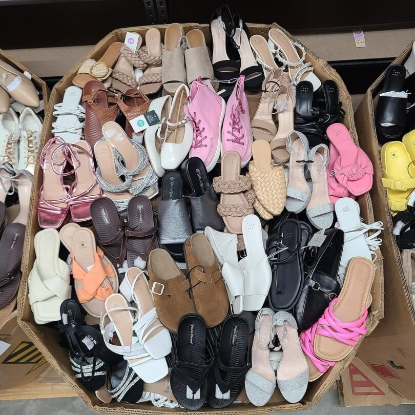 WOMEN’S SHOE PALLETS FROM TARGET - Image 8
