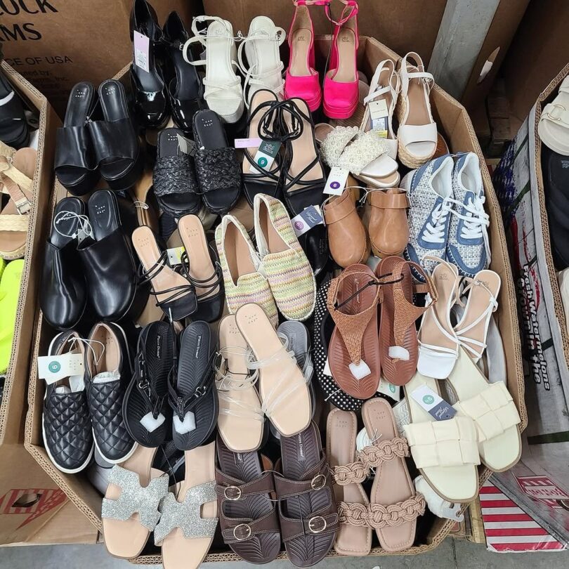 WOMEN’S SHOE PALLETS FROM TARGET - Image 3