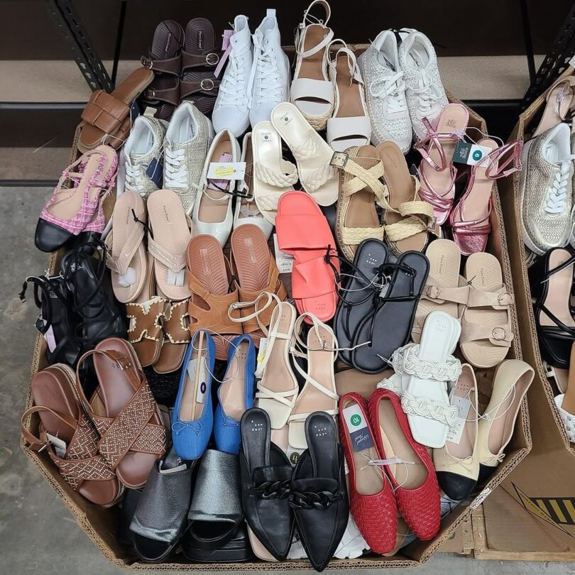 WOMEN’S SHOE PALLETS FROM TARGET - Image 6